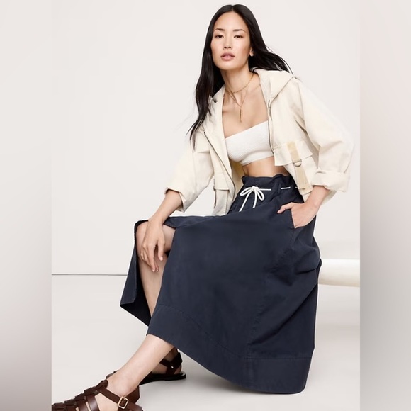 NWT! Banana Republic Navy Blue Cotton Poplin Maxi Skirt with Rope Tie - XS 🦩